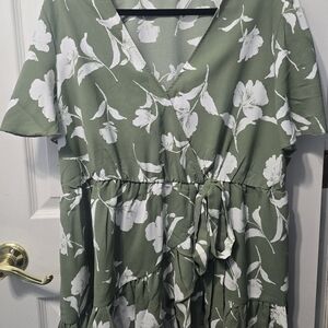 BloomChic Green Ruffled Tie Front Blouse